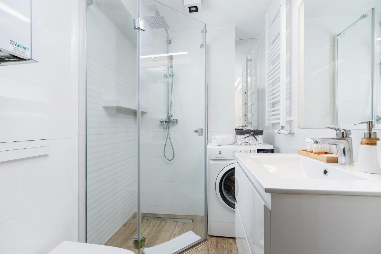 Apartament Modern Stachowicza Cracow By Renters